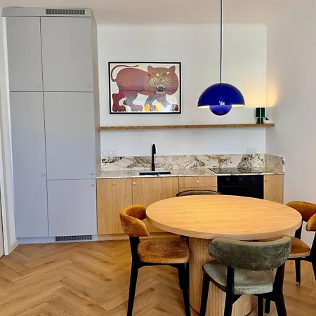 Stylowy W Warszawie Modern Oasis Na Filtrowej, Blisko Centrum