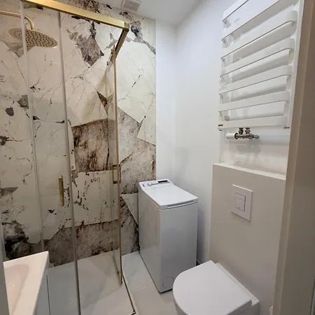 Stylowy W Warszawie Modern Oasis Na Filtrowej, Blisko Centrum Varşova